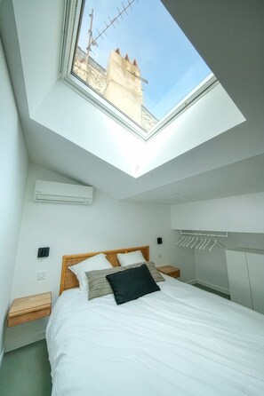 WiFi, bed sheets - Les Suites du Parc : Appartement d'exception au dernier étage avec une grande terrasse vue mer de 2 chambres face au parc Simone Veil à 2 minutes des halles (Sète)
