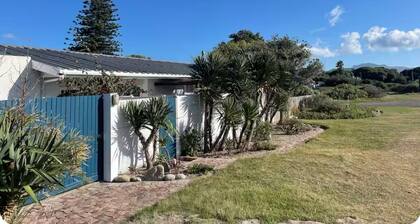 Seaside apartment in fabulous Kommetjie with WiFi