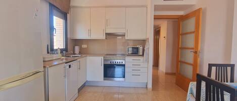 Appartement, 2 chambres, accessible aux personnes à mobilité réduite, balcon | Intérieur