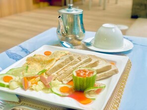 Free daily continental breakfast - Presken Bank Anthony (Lagos)