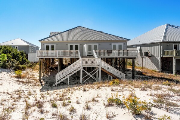 Exterior - Gulf-Front Community Duplex across from the beach (Dauphin Island)