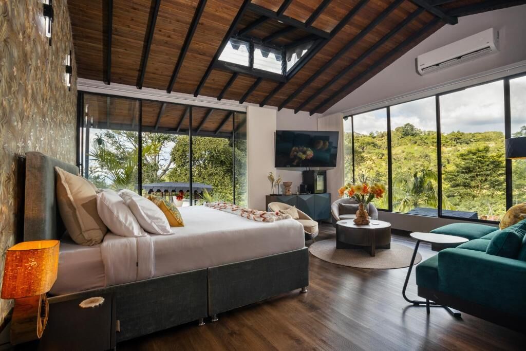 スーペリア ルーム | エジプト綿のシーツ、高級寝具、羽毛の掛け布団、低反発ベッド