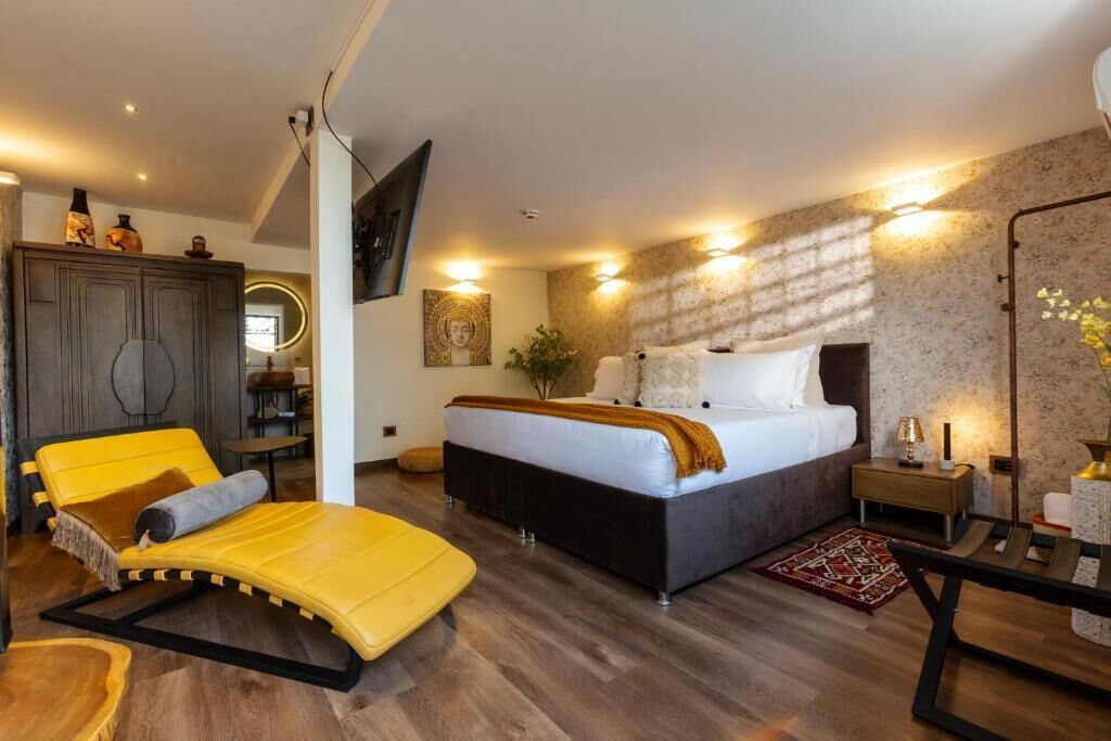 ファミリー ルーム | エジプト綿のシーツ、高級寝具、羽毛の掛け布団、低反発ベッド