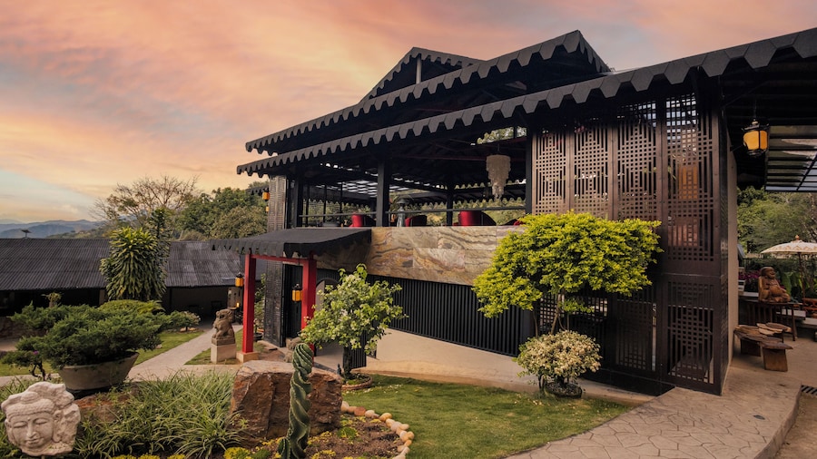 Green Oriental Resort