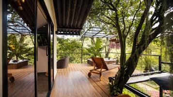 Deluxe Room, Courtyard View | Exterior