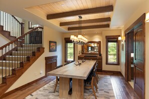 Dining - Family Haven | Sleeps 12 • En-Suite Bedrooms • Hot Tub & Games (Cle Elum)