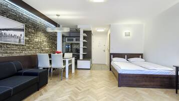 Apartment, Balcony | 1 bedroom, iron/ironing board, free WiFi