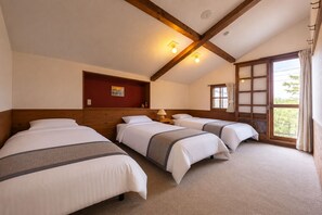 Classic Triple Room, Non Smoking, Mountain View | WiFi (free), bed sheets - SweetSpot Madarao (Myoko)