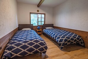 Classic Twin Room, Non Smoking, Mountain View | Bathroom | Slippers - SweetSpot Madarao (Myoko)