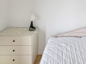 House | 2 bedrooms, individually furnished