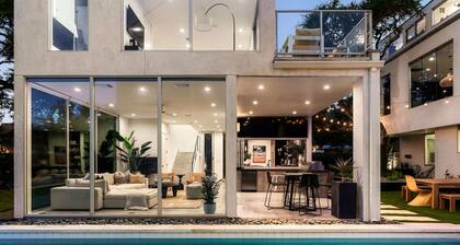 ATX Compound | 15bd 10.5ba, Heated Pool, Mini Golf