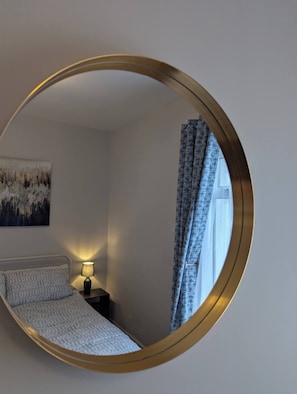 4 chambres, fer et planche à repasser, lit parapluie, Wi-Fi gratuit