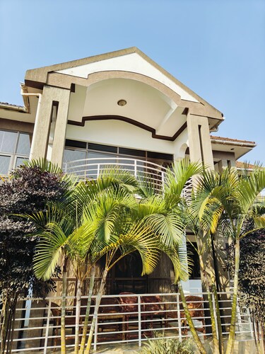 Amazing Luxury Bari Mutz Apartment  Entebbe. 5-10 mins drive to Entebbe Airport
