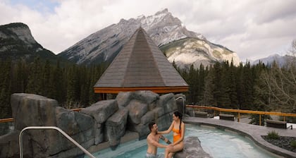 Spacious King Condo | Fireplace + Balcony