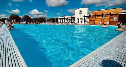 Tattershall Lakeside Lodge - Tranquil Retreat