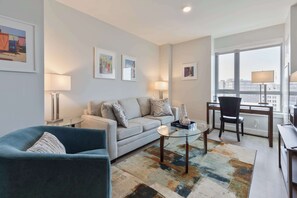 Televisión y oficina