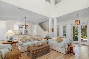 DVD player, books - Blue Bayou - Beautiful 4 bedroom/3 bath Home. (gulf shores)