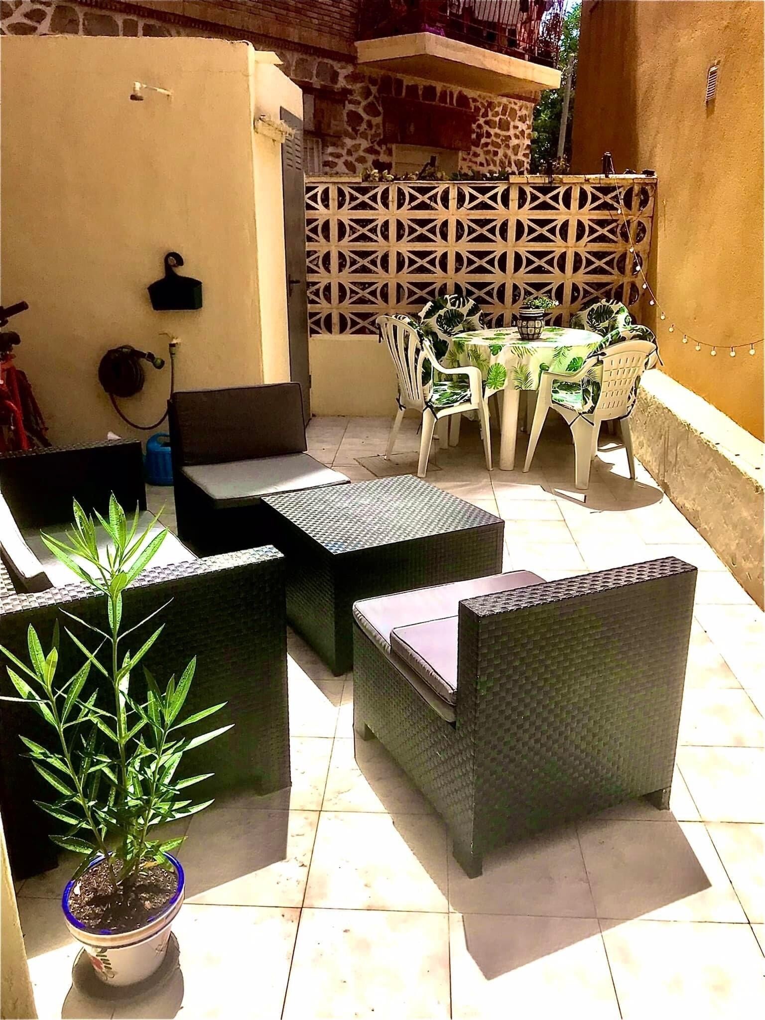 Apartment | Outdoor dining