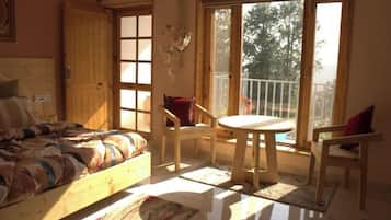 Luxury Room, Balcony, Mountain View