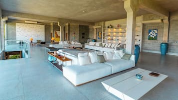 Comfort House, Balcony, Ocean View | Living area