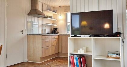 Child-friendly vacation home close to the beach with sea views on Funen