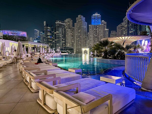 Pool - Splendid Cozy Studio - Address Dubai Marina (Dubai)
