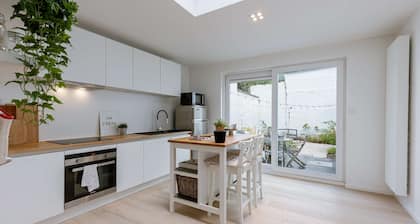 Charming Townhouse in Ghent Perfect for 6 Guests