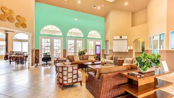 House | 6 bedrooms, Internet