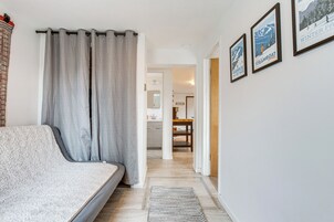 House (1 Bedroom) | Interior