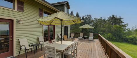 House (5 Bedrooms) | Front of property