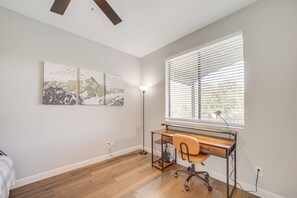 Talo (4 Bedrooms) | Sisätilat