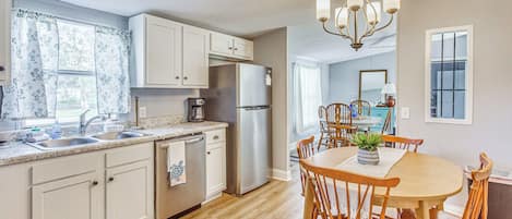 House (3 Bedrooms) | Front of property