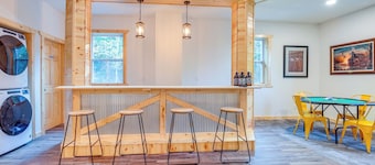 5 Mi to Twin Lakes State Park: Renovated Church!