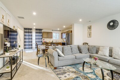 16 Mi to Louisville: Pet-friendly Getaway!