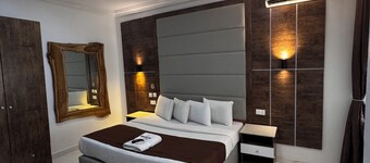 Presken White House Micheal Olawale