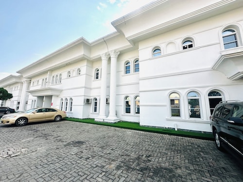 Presken White House Micheal Olawale