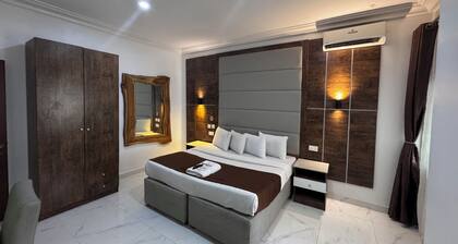 Presken White House Micheal Olawale