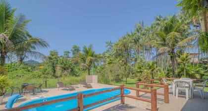 Casa em Paraty com piscina e muito lazer