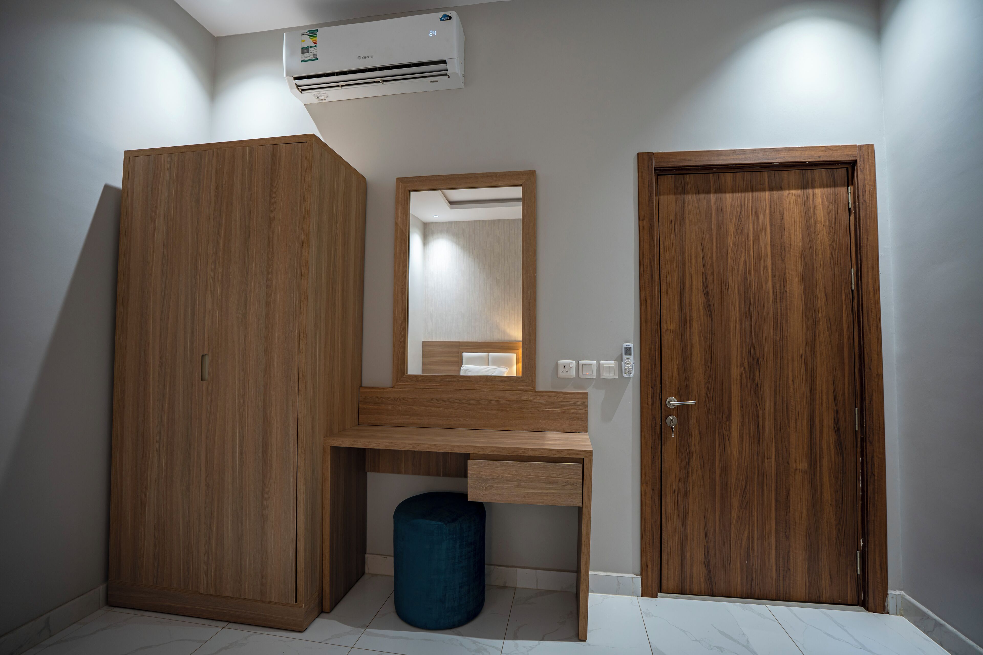 Family Apartment | Wardrobe