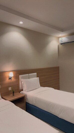 Soundproofing, iron/ironing board, WiFi