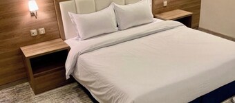 Holiday Plus Tabba Apartments