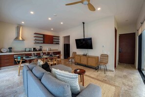 TV, offices - Veleta House w/ Private Pool, Terrace, BBQ Grill (Tulum)
