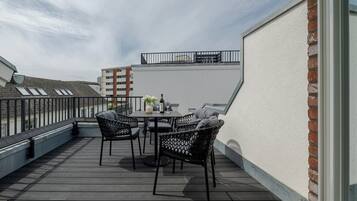 Apartment 13 | Opções para refeição ao ar livre