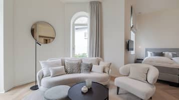 Apartment 7 | Living area