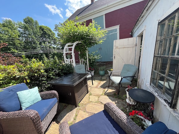 Terrace/patio - Historic 1820s Farmhouse Near Camden Harbor • Pet-Friendly Coastal Stay (Camden)