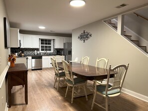 Dining - Spacious 5-bedroom Beach Retreat W/ Private Pool (Shallotte)
