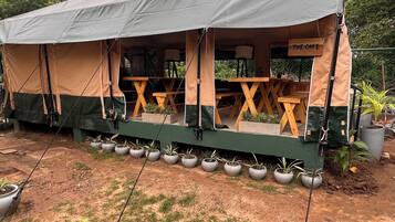 Termasuk sarapan Eropah setiap hari