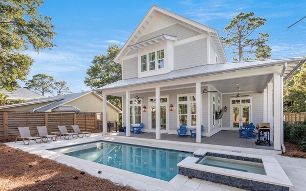 A heated pool - New Listing - Seagrove Beach - Private Heated Pool! (Santa Rosa Beach)