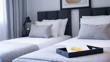 Suite familiar | 1 habitación, minibar, caja de seguridad en la habitación y escritorio