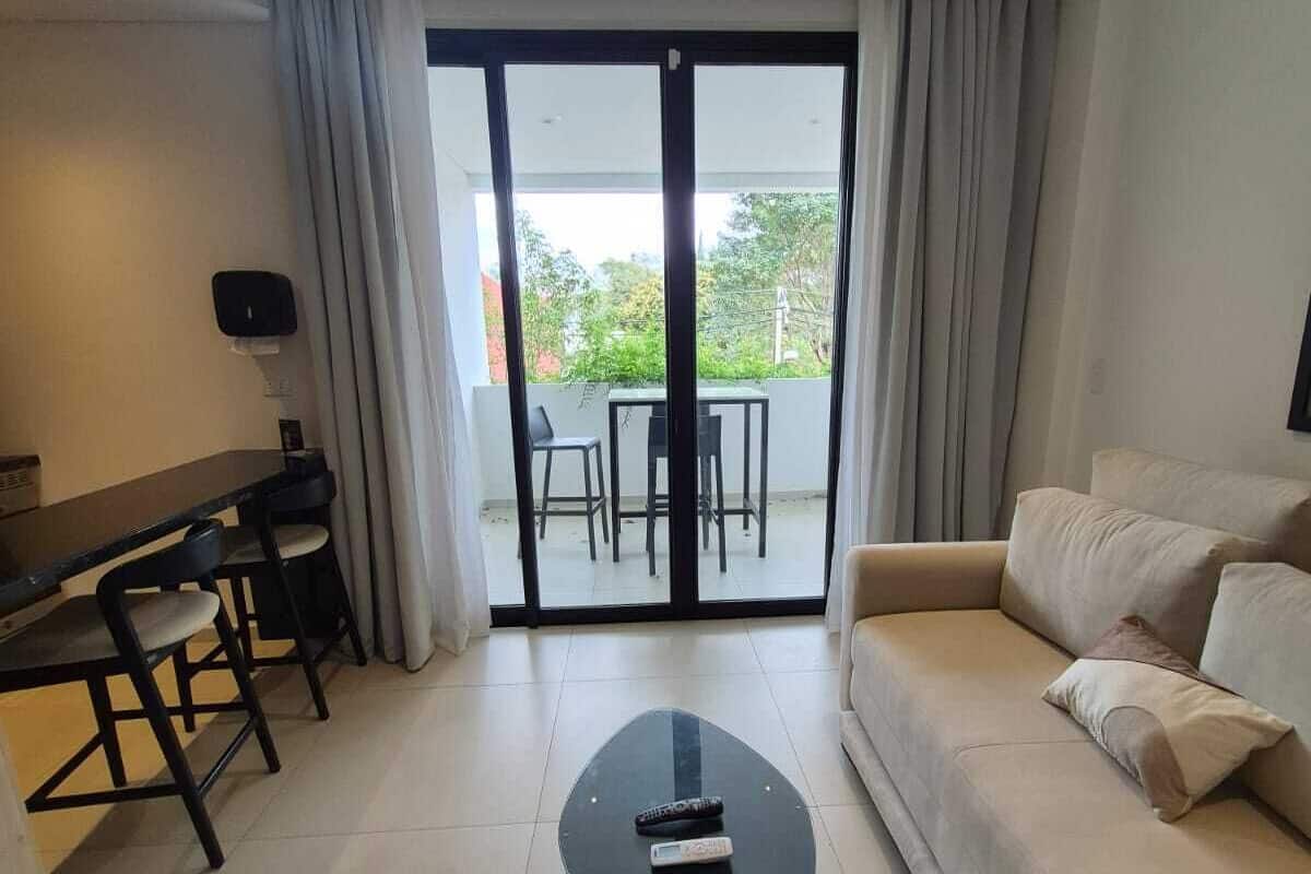 Comfort Suite, 1 Bedroom, Mobility Accessible, Balcony | Living area